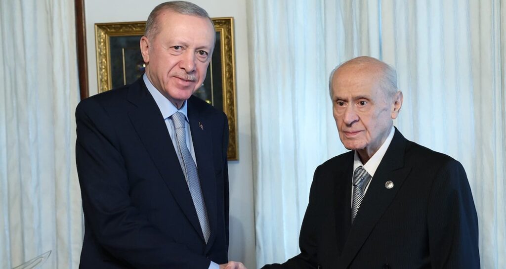 Bahçeli’nin çağrısına AKP’den ilk kez veto geldi!