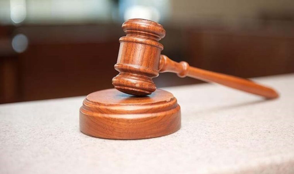 Boşanma davasında dikkat çeken karar: Sosyal medyada ‘bekarım’ dedi, ağır kusurlu sayıldı!