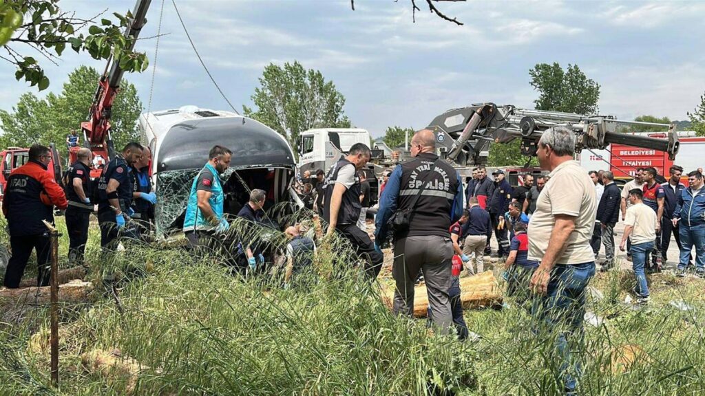 Çanakkale’de 8 kişinin öldüğü kazanın inceleme raporu çıktı: Daha önce çeşitli cezalar kesilmiş
