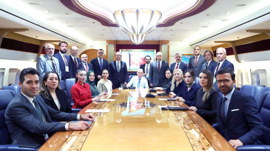 Cumhurbaşkanı Erdoğan’dan CHP’ye tepki: ‘İşi polisin üzerine otobüs sürmeye kadar vardırdılar’