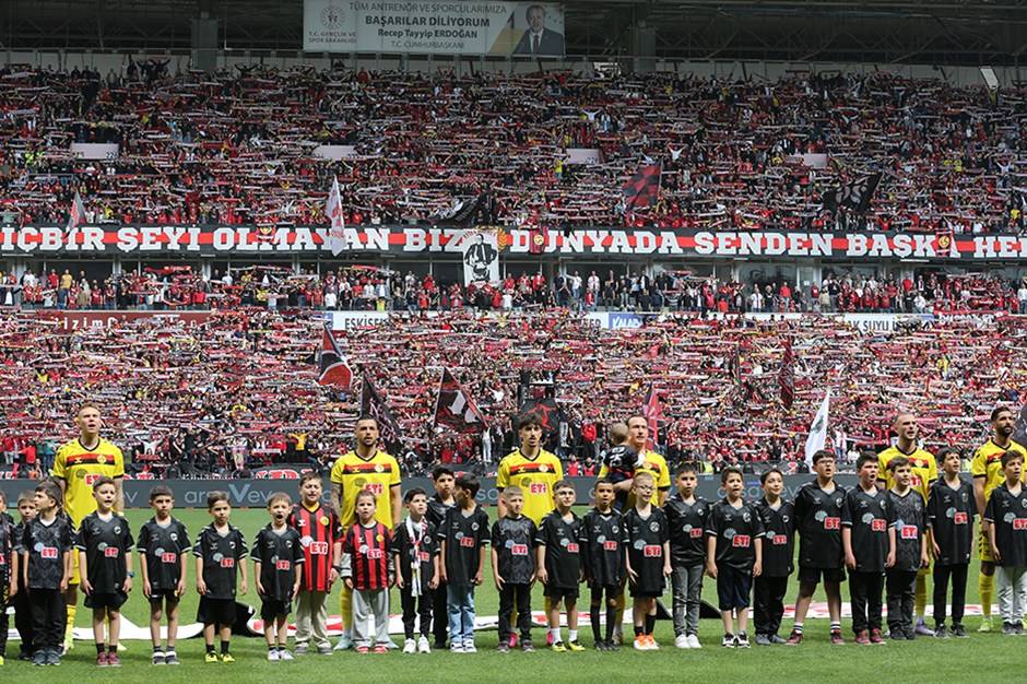 Eskişehirspor 3. Lig’e yükseldi