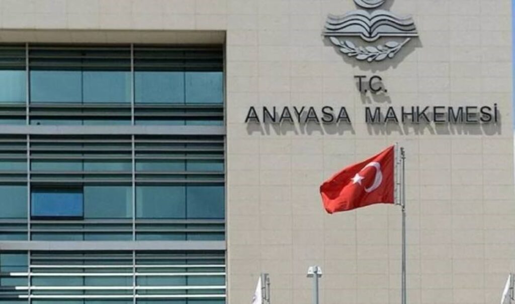 Gözaltında ‘kötü muamele’ iddiasında bulunan kişiye manevi tazminat