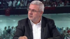 Mehmet Metiner’den yuhalanmasına ilişkin açıklama: Aziz milletimizin takdirine ve Türkiye Kürtlerinin sağduyusuna havale ediyorum