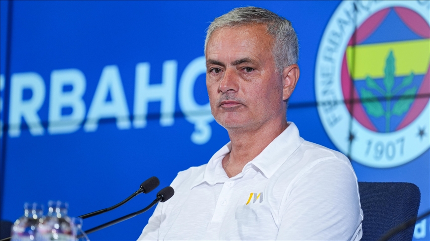 Mourinho: Avrupa’da Türk futbol tarihinin gördüğünden daha fazla final oynadım