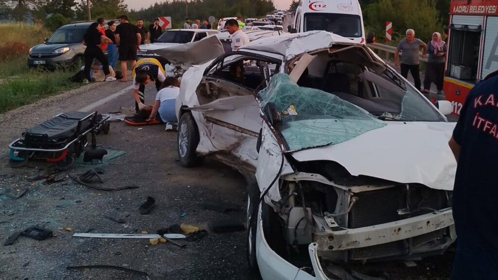 Osmaniye’de otoyolda ölümle biten çarpışma