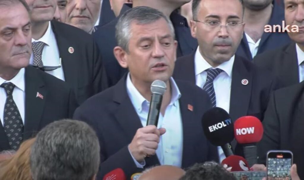 Son Dakika… CHP Genel Başkanı Özgür Özel İstanbul’da konuştu: Çarşamba günü için adres verdi!