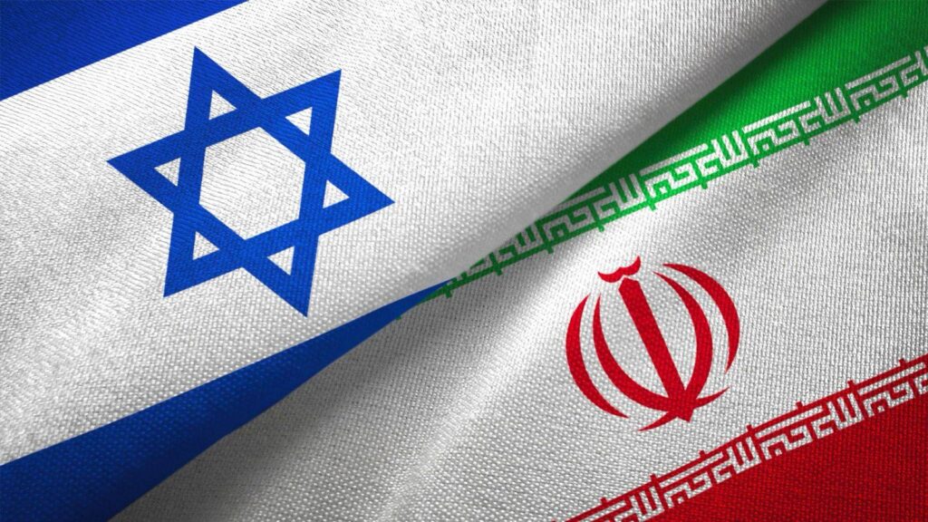 İsrail basını: Tel Aviv yönetimi ABD’nin de İran’a saldırılara yakında katılacağını düşünüyor