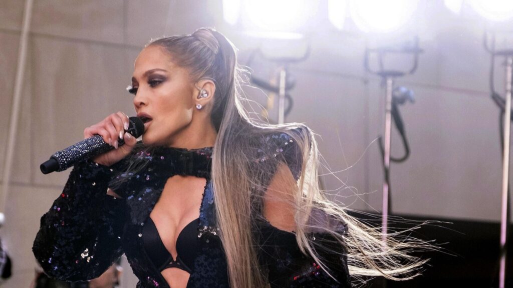 Jennifer Lopez İstanbul’a geliyor: 50 hayranıyla 100 bin TL’den başlayan biletlerle özel görüşme yapacak