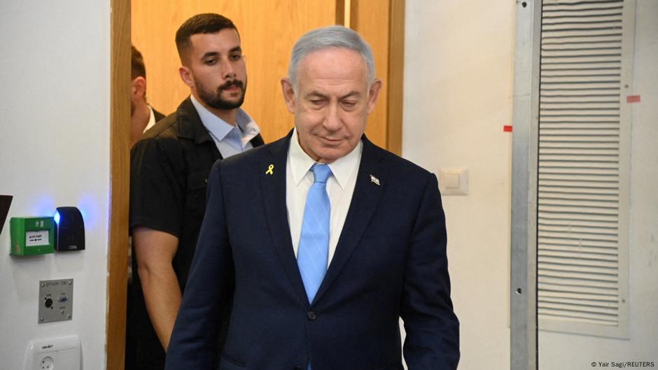 Netanyahu: Savaş var, yolsuzluk davası ertelensin