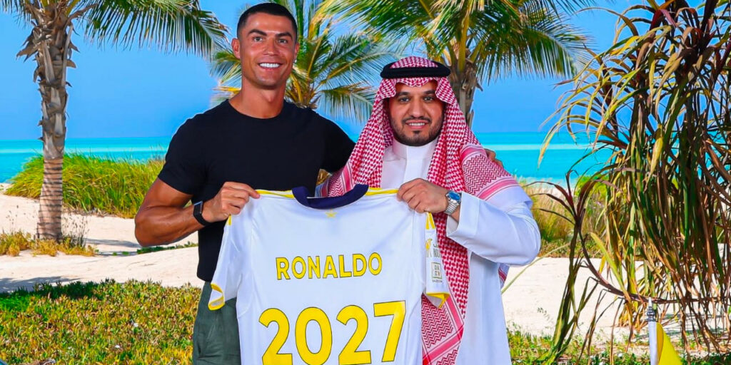 Ronaldo patron oldu