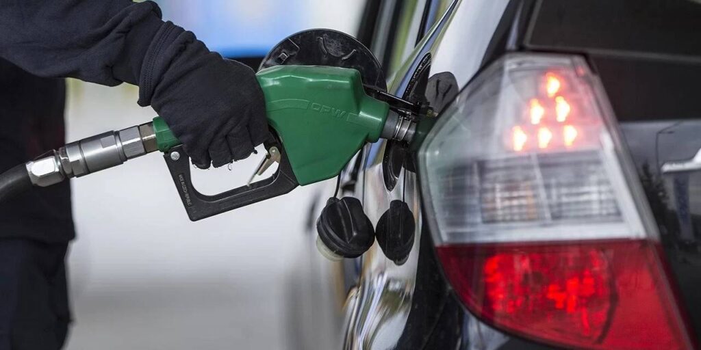 Benzin ve motorine bir zam daha: Bakın kaç lira olacak?