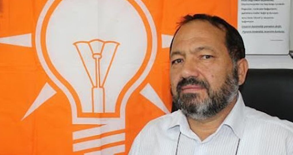 Eski AKP’li habere kızdı ağzını bozdu