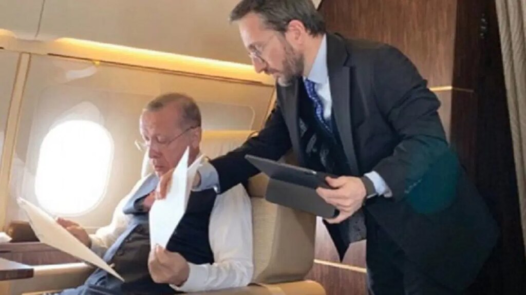 ‘Fahrettin Altun’ kulisini cezaevinden duyurdu… ‘Bu belgeler ona sunulunca Erdoğan tereddüt etmeden ipini çekmiş’