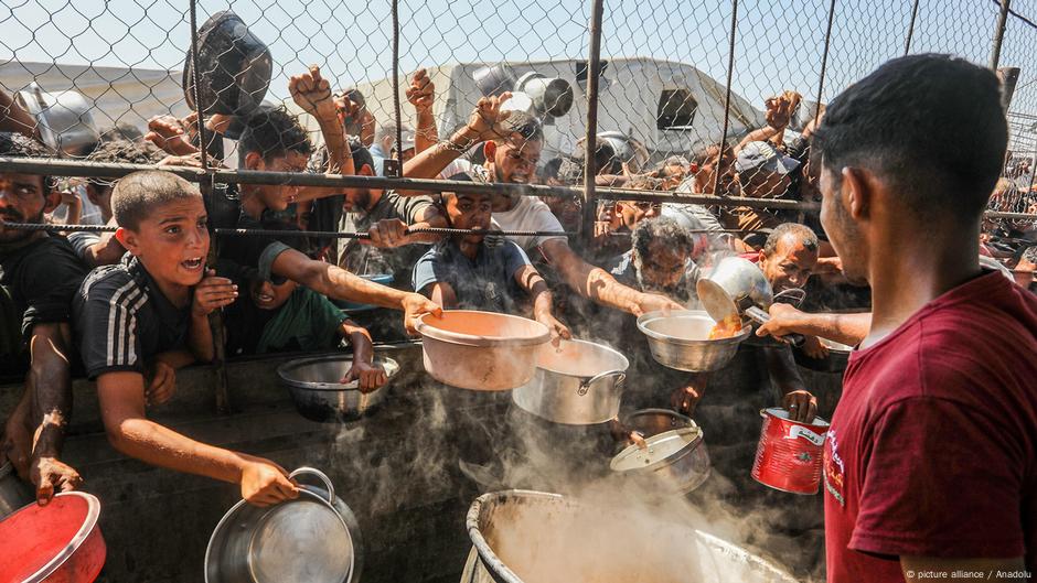 Gazze’de insani yardım kuyruğunda 20 kişi daha öldü