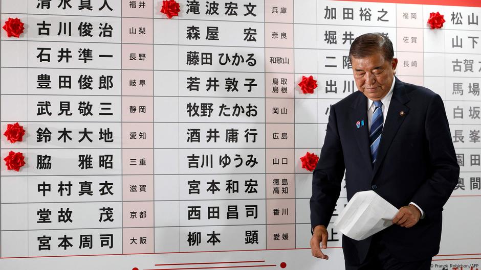 Japonya’da koalisyon hükümetine ağır darbe