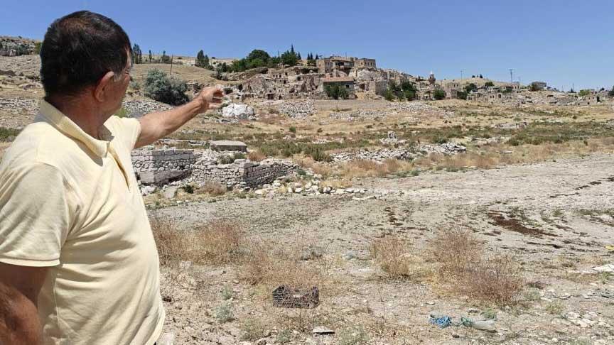 Kayseri’de şoke eden görüntüler! Sular çekildi, geçmiş ortaya çıktı