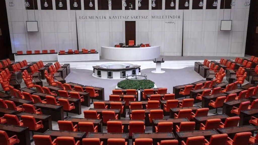 TBMM’de 8 komisyonun tatil ve ara verme dönemlerinde çalışabilmesine ilişkin kararlar Resmi Gazete’de