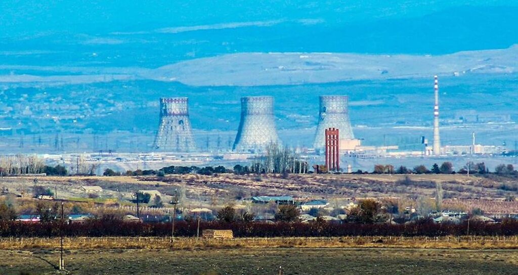 Türkiye sınırına sadece 16 km uzaklıkta, nükleer bomba gibi bekliyor! Uzmanlar “acil durdurun” dedi