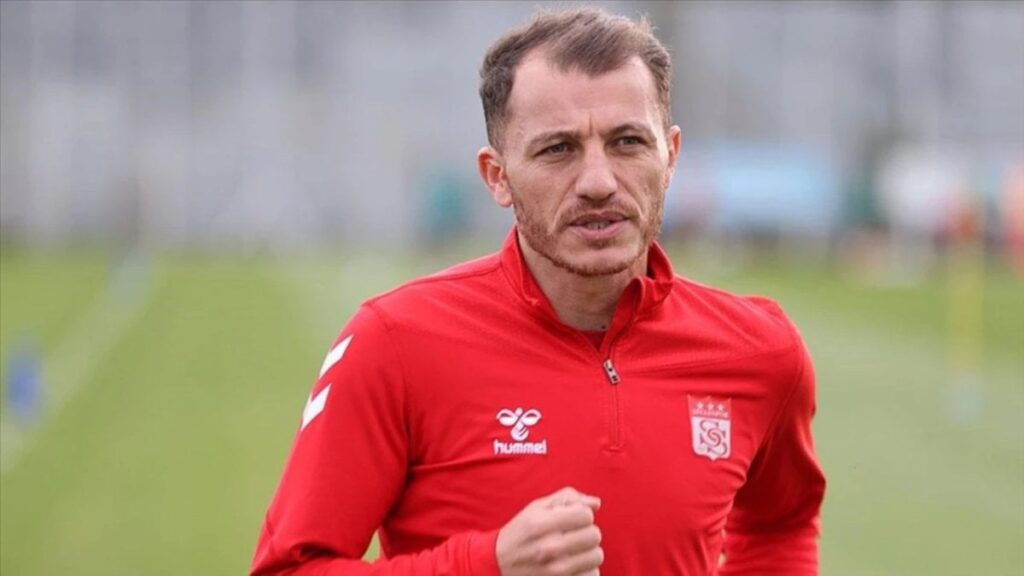 Ziya Erdal Sivasspor’a veda etti! “Vefasızlık edenler…”