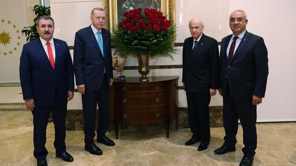 Cumhur İttifakı ortağından dikkat çeken çıkış!