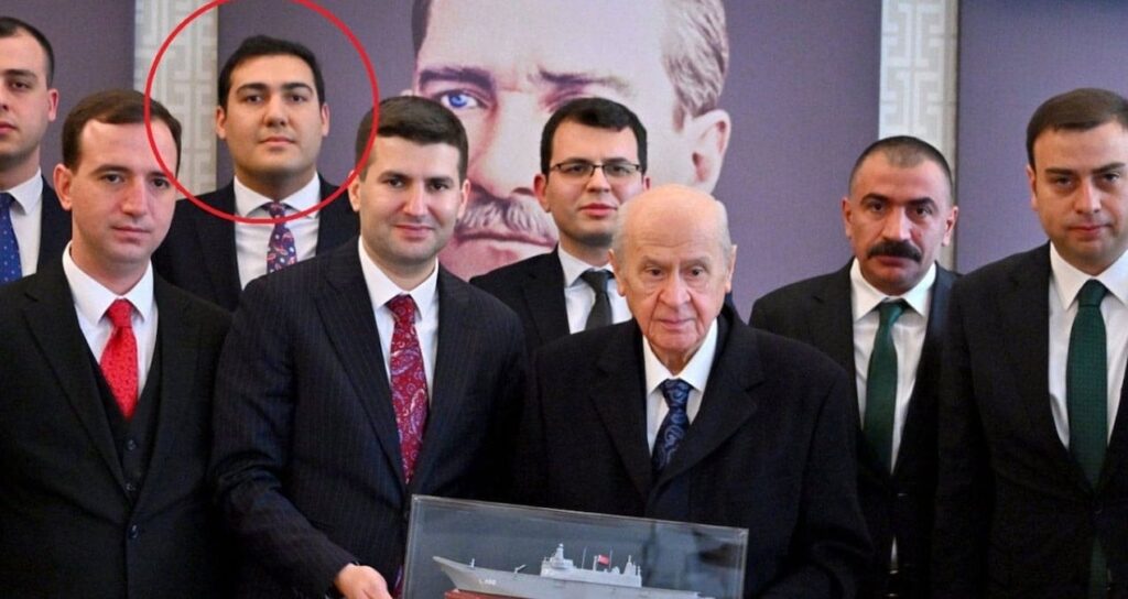 Naylon fatura skandalıyla çalkalanan vakfa dikkat çeken atama