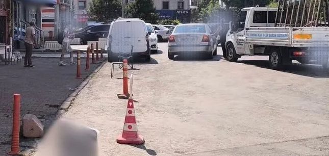 Kayseri Büyükşehir Belediyesi ve ilgili birimler, denetimlerin sıklaştırılacağını ve haksız işgalin önüne geçileceğini açıkladı. Mahallede yapılacak düzenlemeler ve sıkı denetimler sayesinde, vatandaşların daha güvenli ve düzenli bir şekilde park yeri bulabilmesi hedefleniyor.