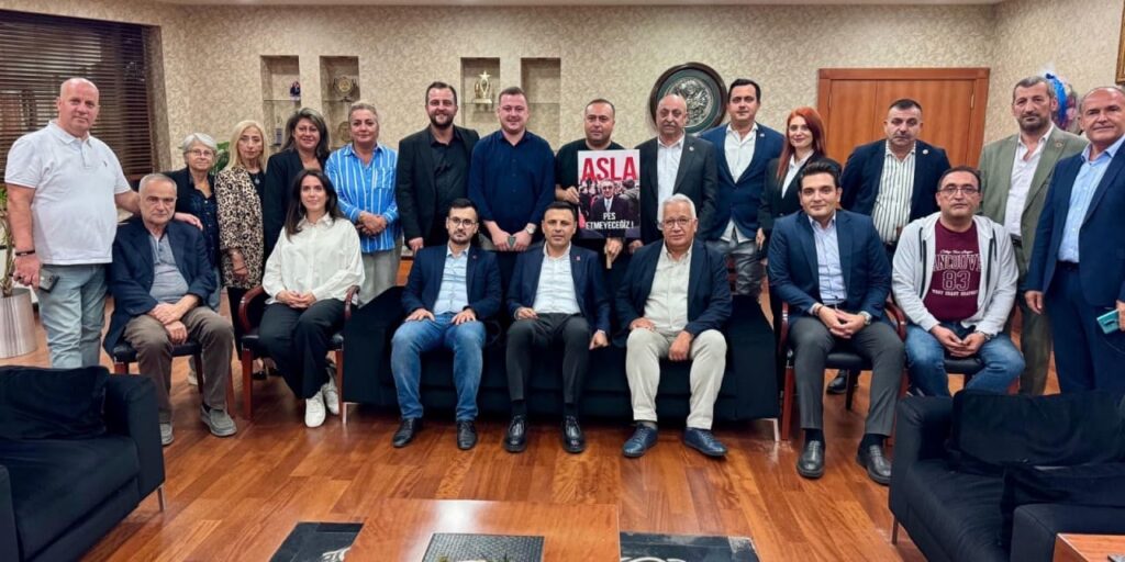 Bayrampaşa’da zafer pozu: İrade halkındır