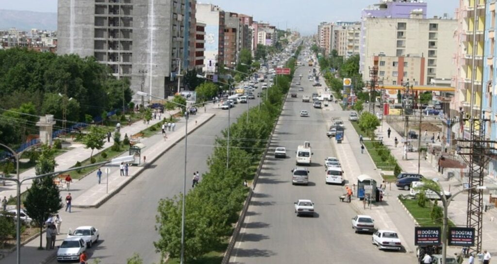 Büyükşehir olmak için sırada 5 il var