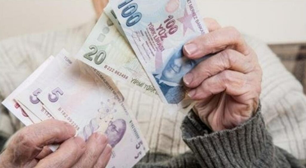 Emekli tadına bile bakamıyor! Fiyatlar cep yakıyor