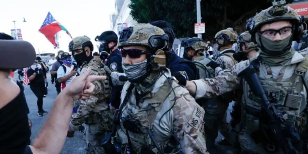 Kararı vali duyurdu: Polisin yüzünü gizlemesi yasaklandı