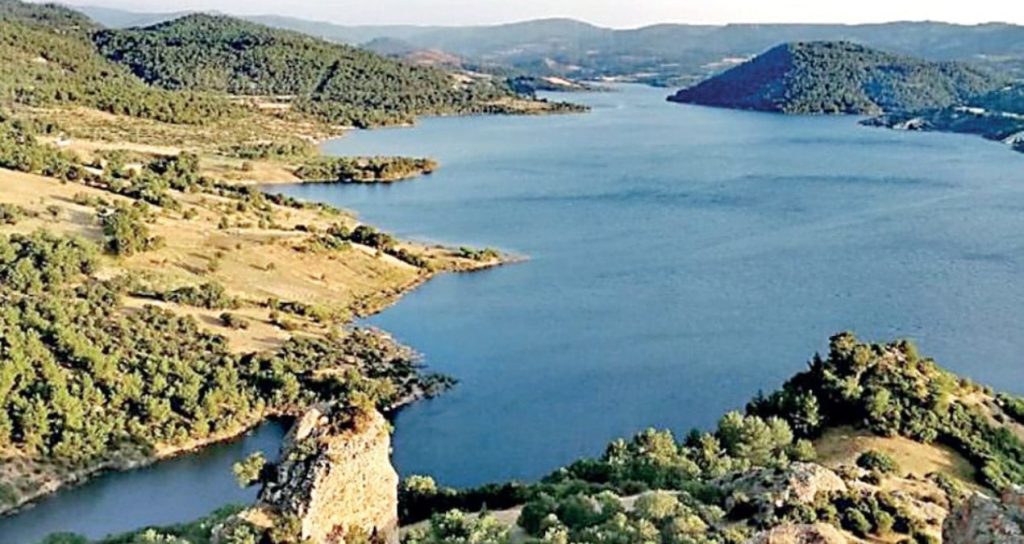 50 yıl önce yapılan barajın parasını istediler