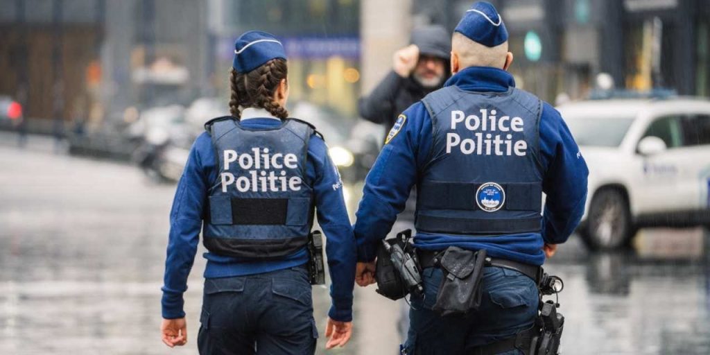 Belçika gümrük kontrollerini arttırdı