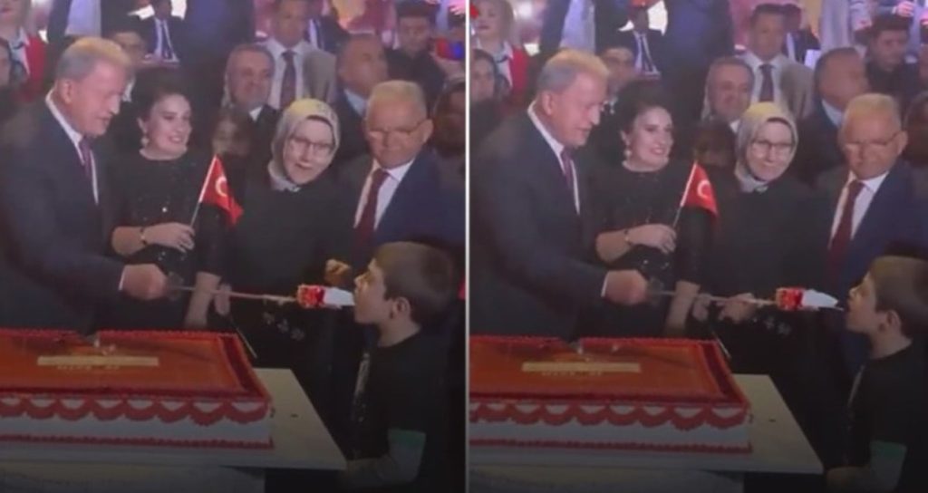 Çatal yok muydu Paşam?