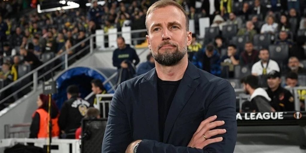 Stuttgart’ın hocasından Fenerbahçe itirafı