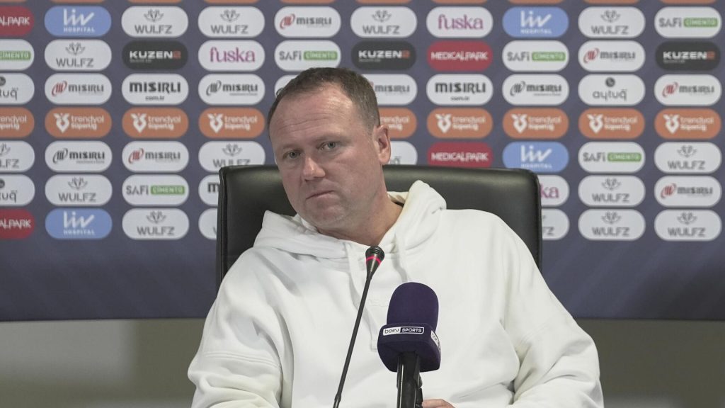 Süper Lig takımı hocasını değiştirdi