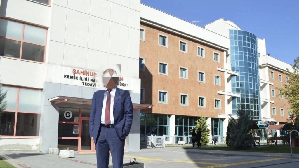 Tedavi ettiği kadını asansörde taciz etti: Mahkemeden profesöre ceza!
