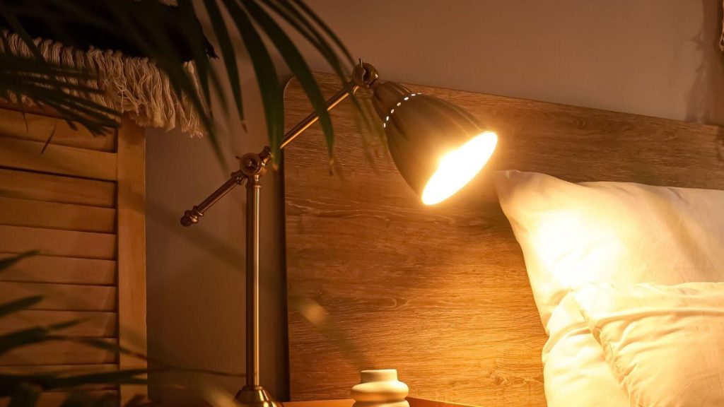 Yeni araştırma: Gece lambası kalp krizi riskini artırabilir