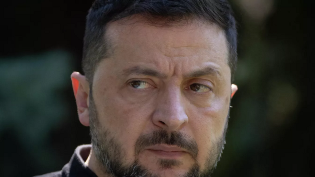 Batı basını: Ukrayna hükümeti 100 milyon dolarlık enerji yolsuzluk skandalıyla sarsılıyor