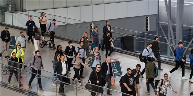 Yapay zeka etkisi: Büyük şirketler, onbinlerce çalışanını işten çıkarıyor