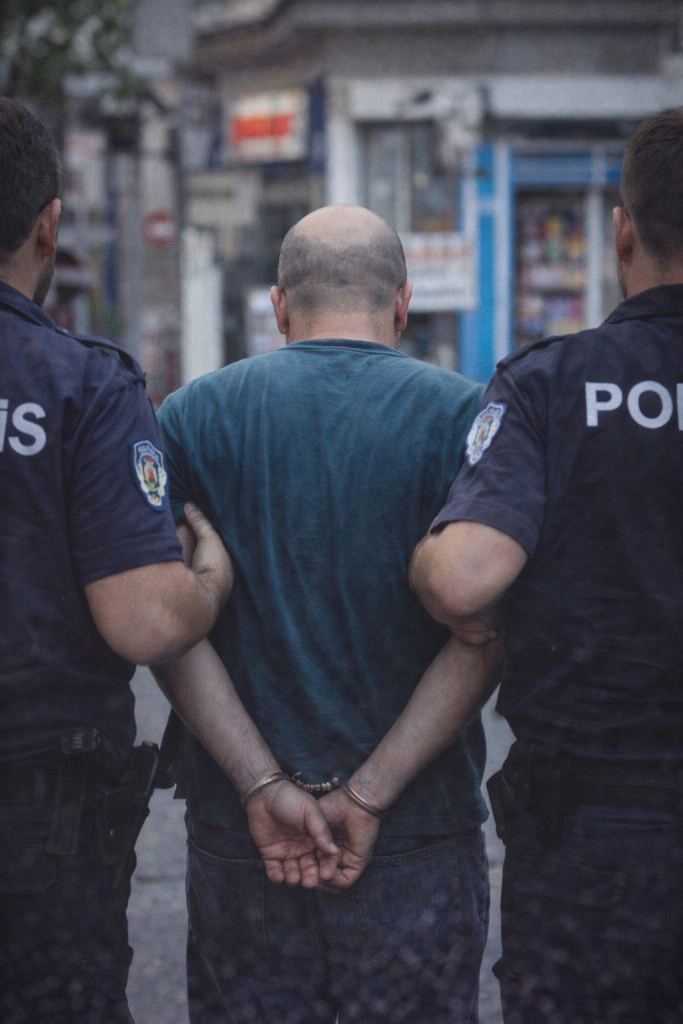 Hemşire Eşini Satırla Öldüren Sanık İçin Ağırlaştırılmış Müebbet Talebi