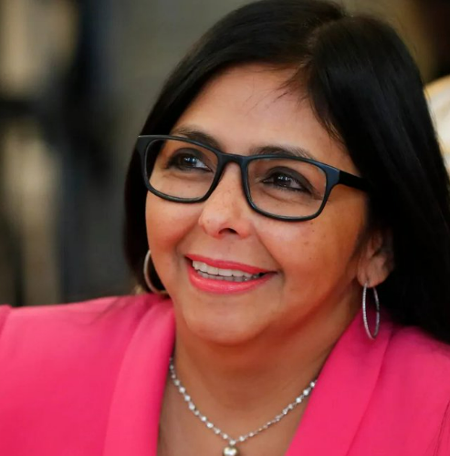 Venezuela’da Geçici Devlet Başkanlığı: Görev Delcy Rodríguez’e Verildi