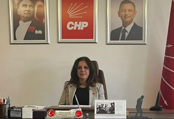 CHP Kayseri’de Kriz: İl Başkanı Ümit Özer İstifa Etti