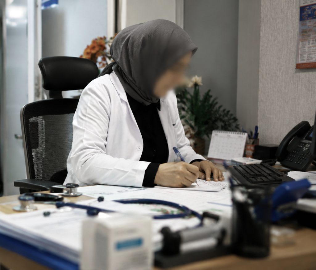 Doğum Sonrası Acı Ölüm: Kadın Doğum Uzmanı Tutuklandı