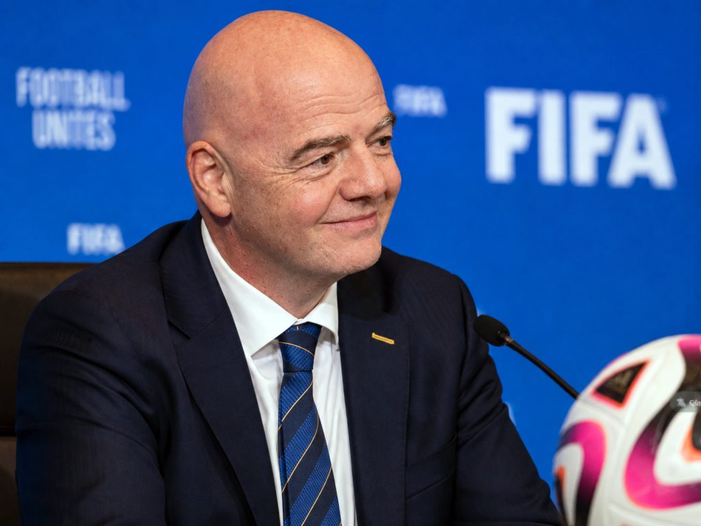 INFANTINO HAKKINDA ÇARPICI İDDİA: TERFİ, YÜZDE 30 ZAM