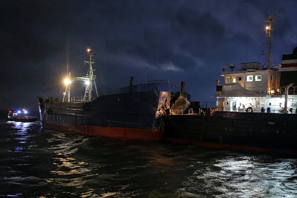 Silivri Açıklarında İki Gemi Çarpıştı: 10 Personelden Haber Yok